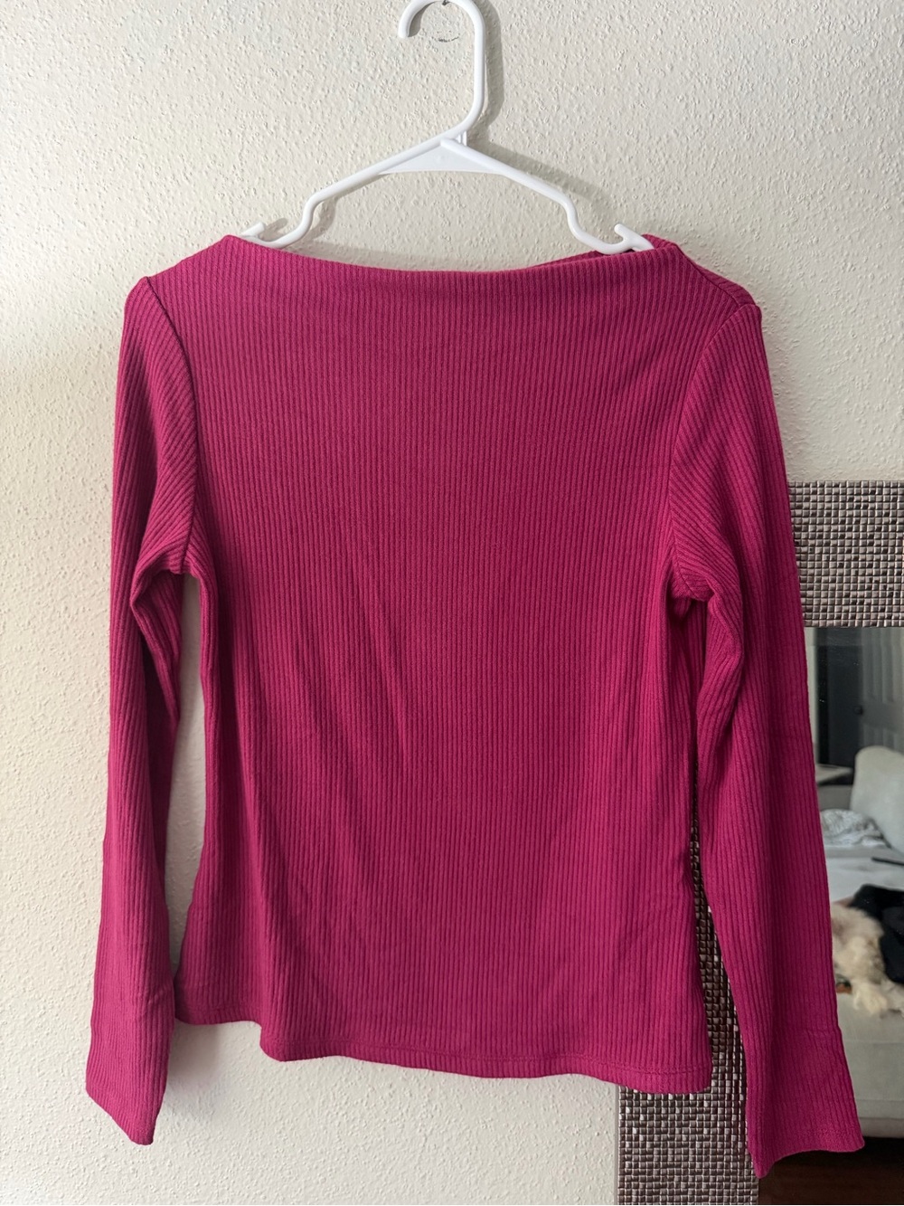 Banana Republic Women’s Ribbed Long-Sleeve Top in Magenta